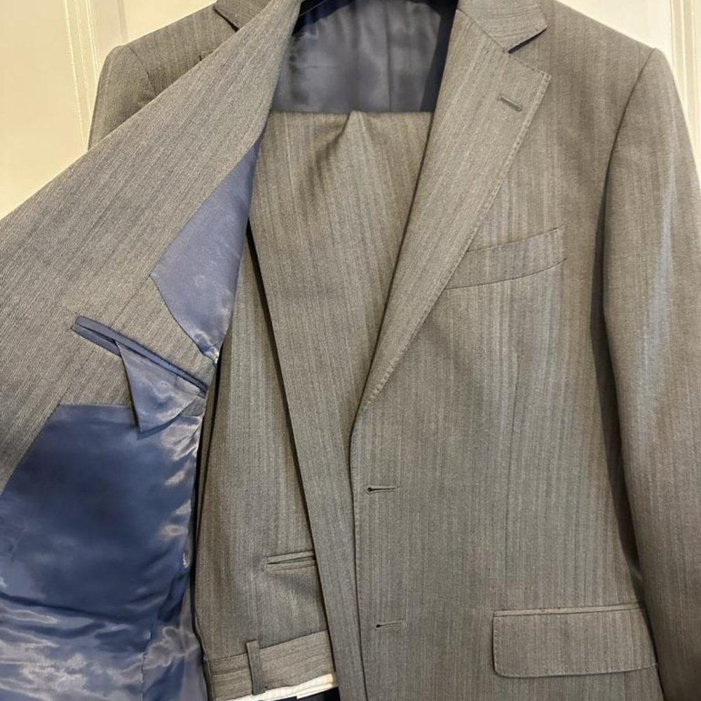 NEW Suitsupply Livorno (like Lazio) 40R Grey Herringbone Suit - $399